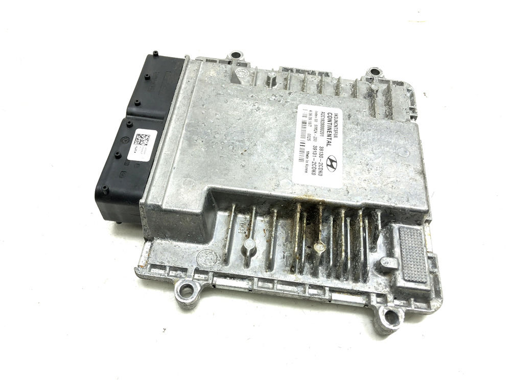 OEM GENESIS G70 Engine Control Module ECM ECU with Key & Door Lock