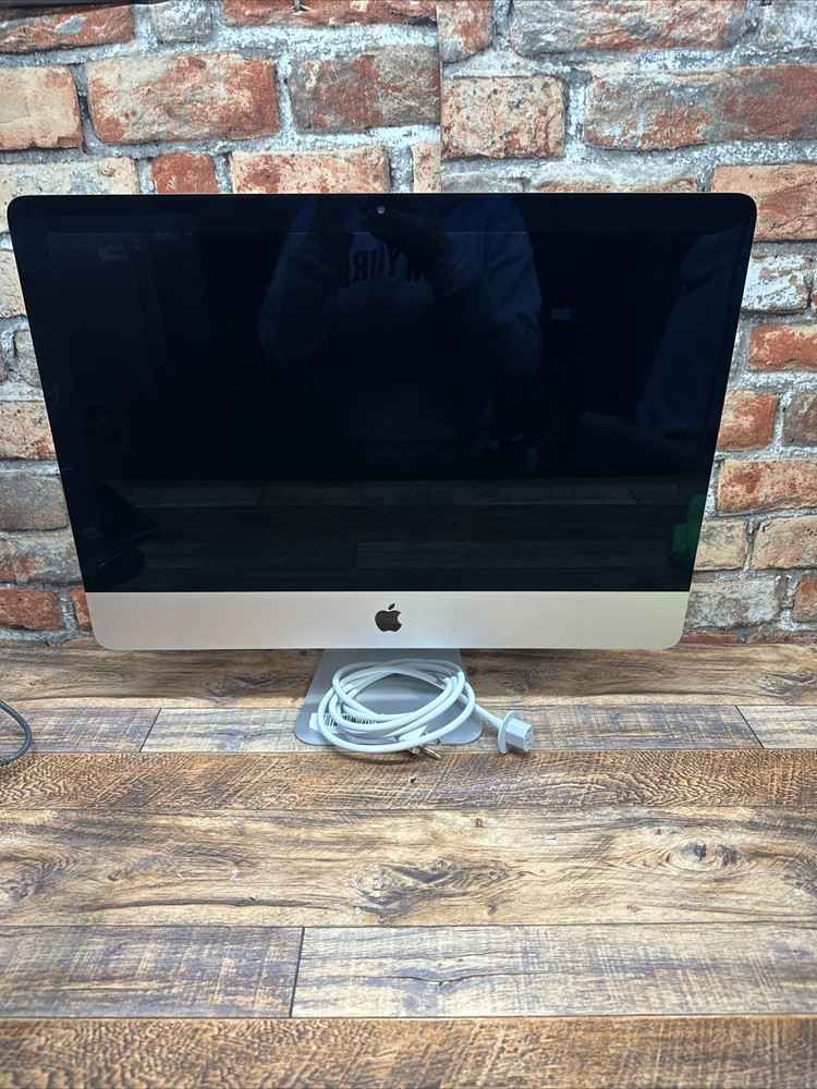 Apple iMac 21.5” (2017) A1418 Core I5-7360U 2.30GHz 8GB RAM 256GB SSD All-in-One