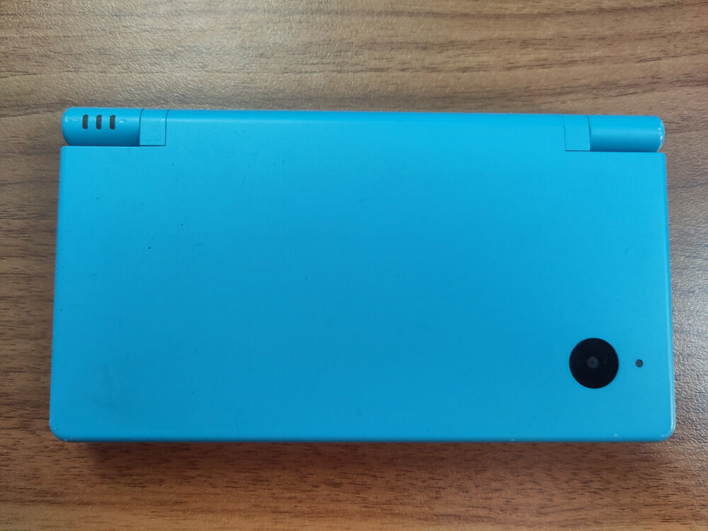 Nintendo DSi Handheld Game Console with Stylus - TESTED/WORKING