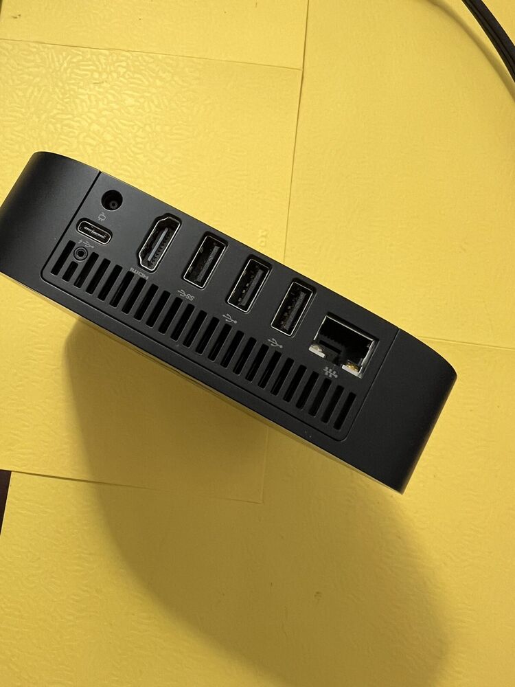 HP Chromebox G2 TPN-Q205 Celeron 3865U 1.8GHz 4GB RAM 32GB SSD with A/C Adapter