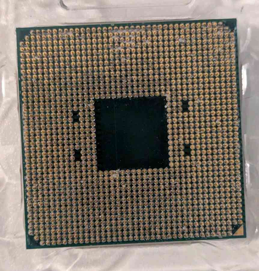 AMD Ryzen 5 5600X 3.7GHz 6-Core 12-Thread Processor Socket AM4 Bulk CPU