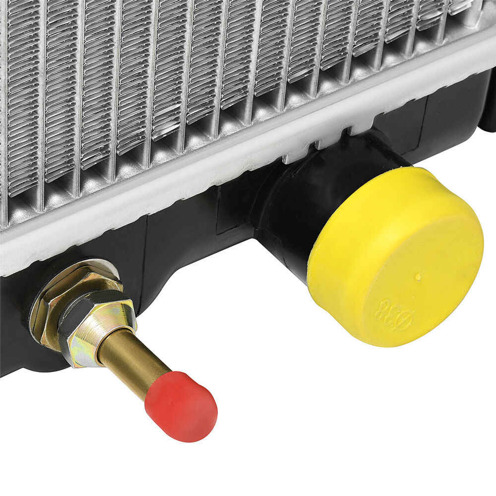 Radiator for 2001-2007 Toyota Sequoia Limited SR5 Sport Utility Crew Cab V8 4.7L