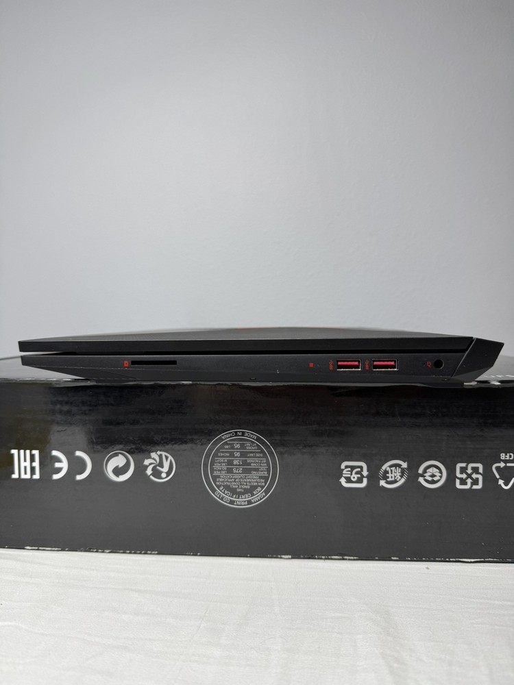 HP Omen Gaming Laptop with Intel Core i7, 1TB HDD + 256GB SSD, 16GB SDRAM - Model 15-ce198wm