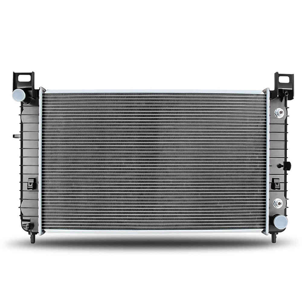 28 Radiator for 99-13 Chevy Silverado 1500, 00-06 Tahoe Suburban / Sierra 1500