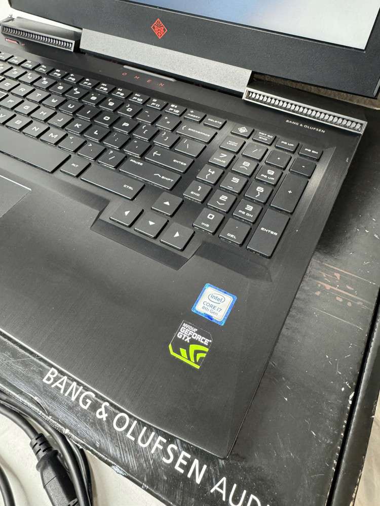 HP Omen Gaming Laptop with Intel Core i7, 1TB HDD + 256GB SSD, 16GB SDRAM - Model 15-ce198wm